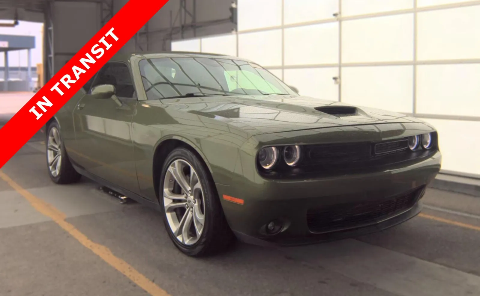 Dodge Challenger photo 3