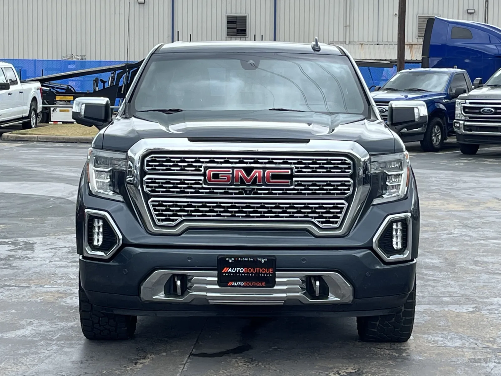 GMC Sierra photo 5