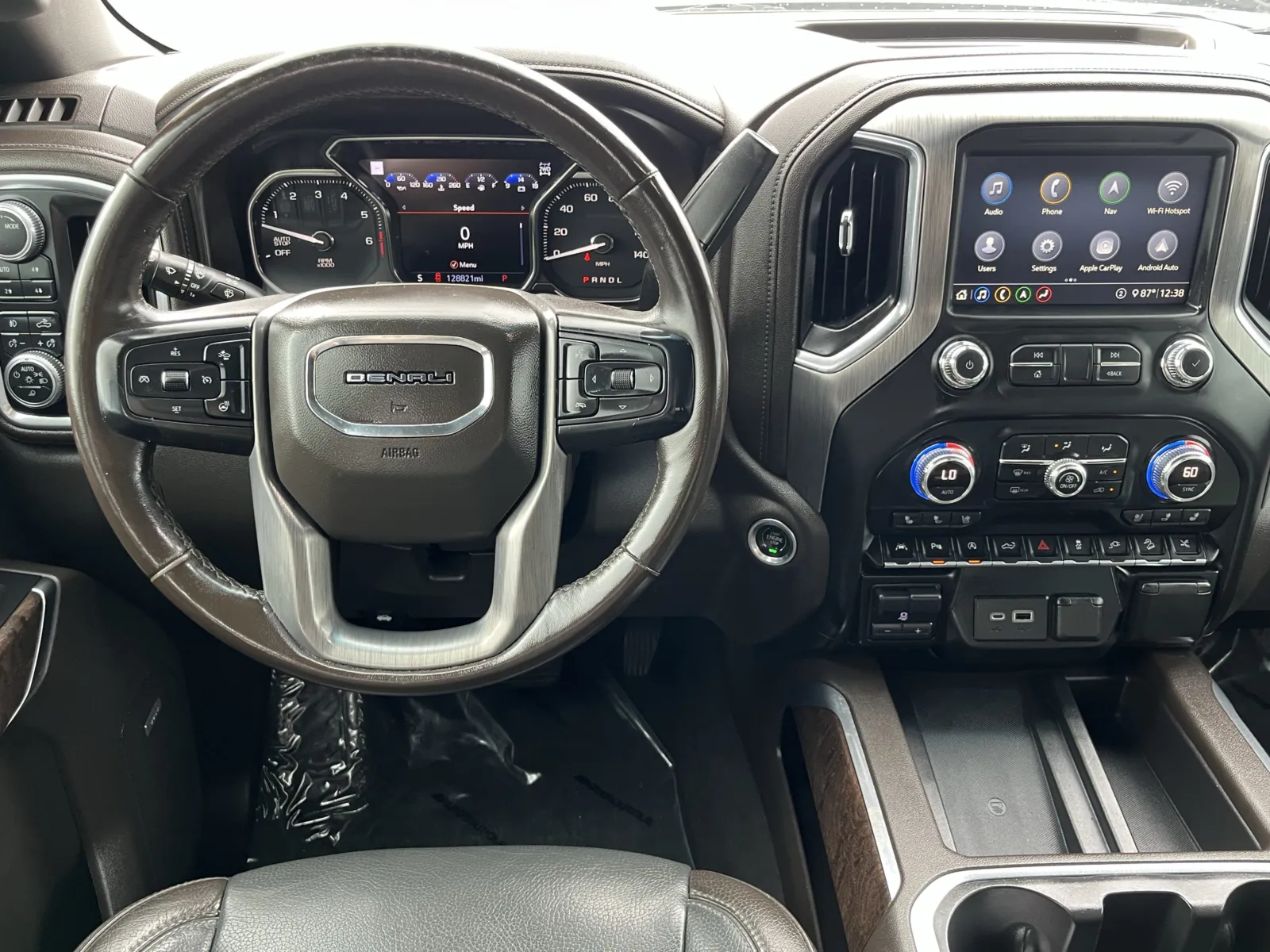 GMC Sierra photo 15