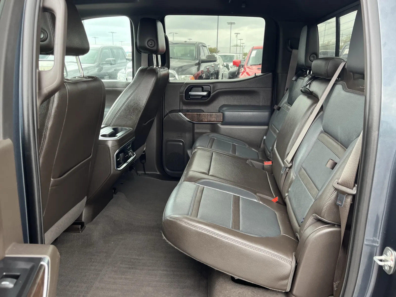 GMC Sierra photo 27
