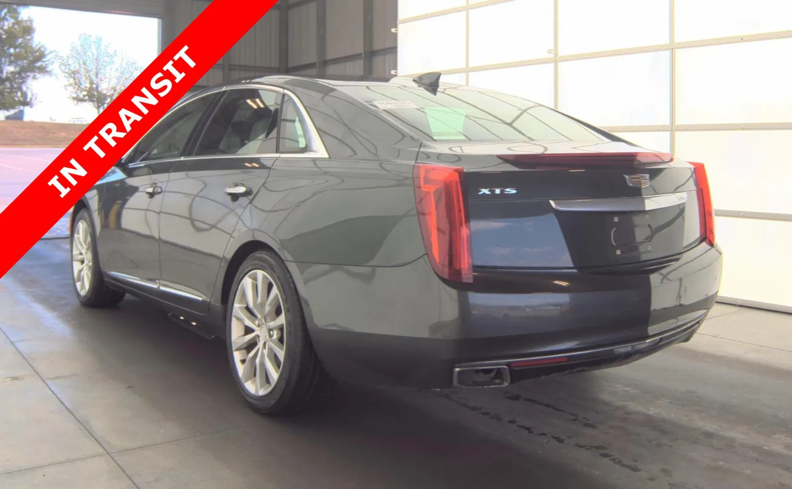 Cadillac XTS photo 3
