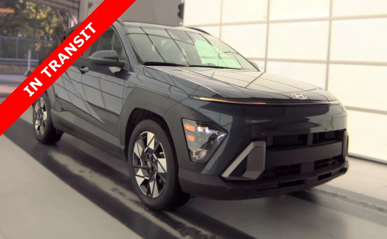 Hyundai Kona photo 3