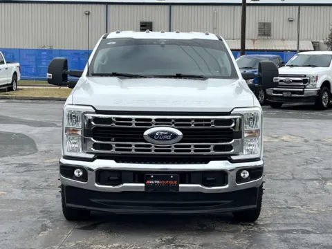 More photos of 2025 Ford Super Duty F-350 DRW XLT at Auto Boutique Texas, TX