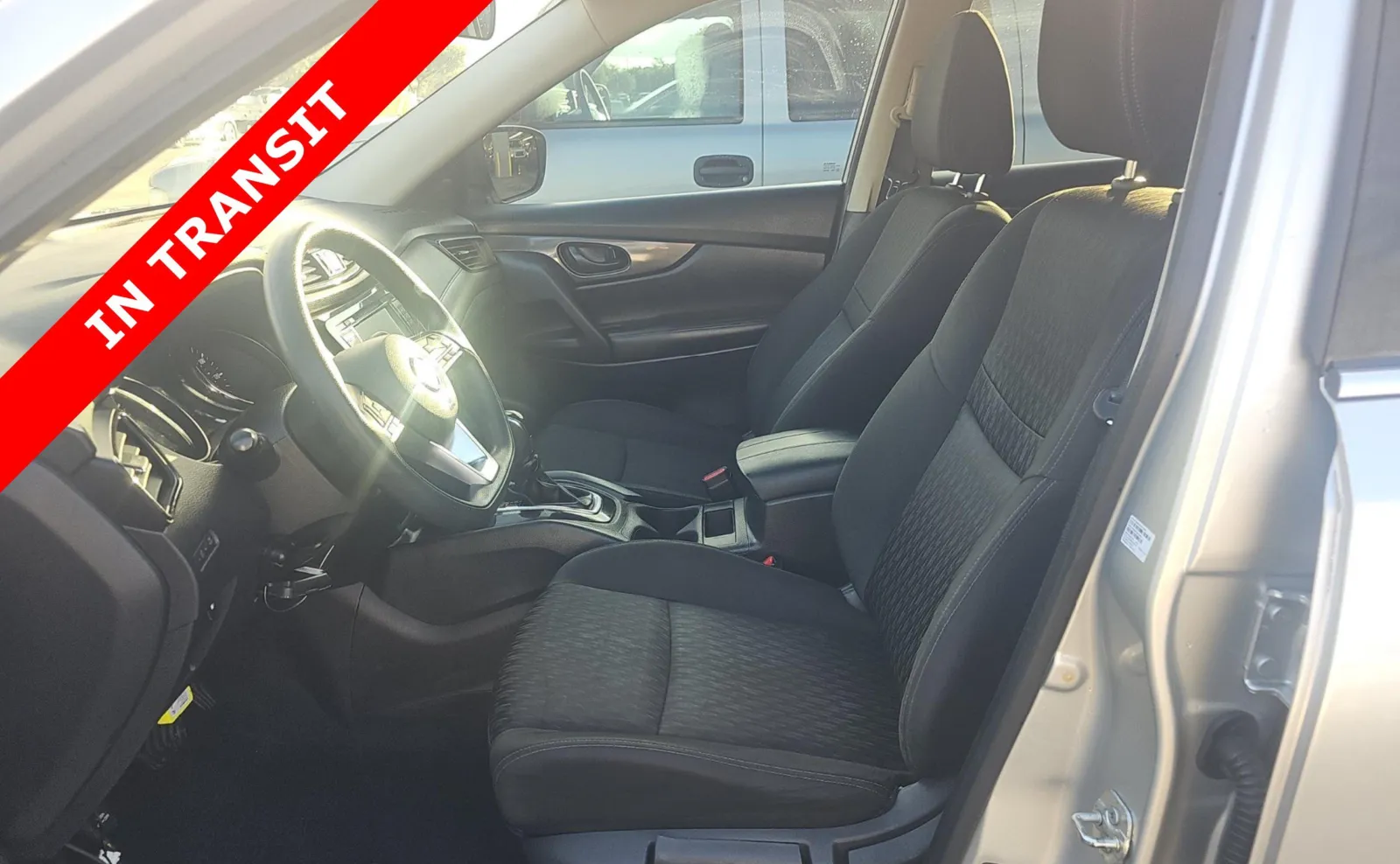 Nissan Rogue photo 4