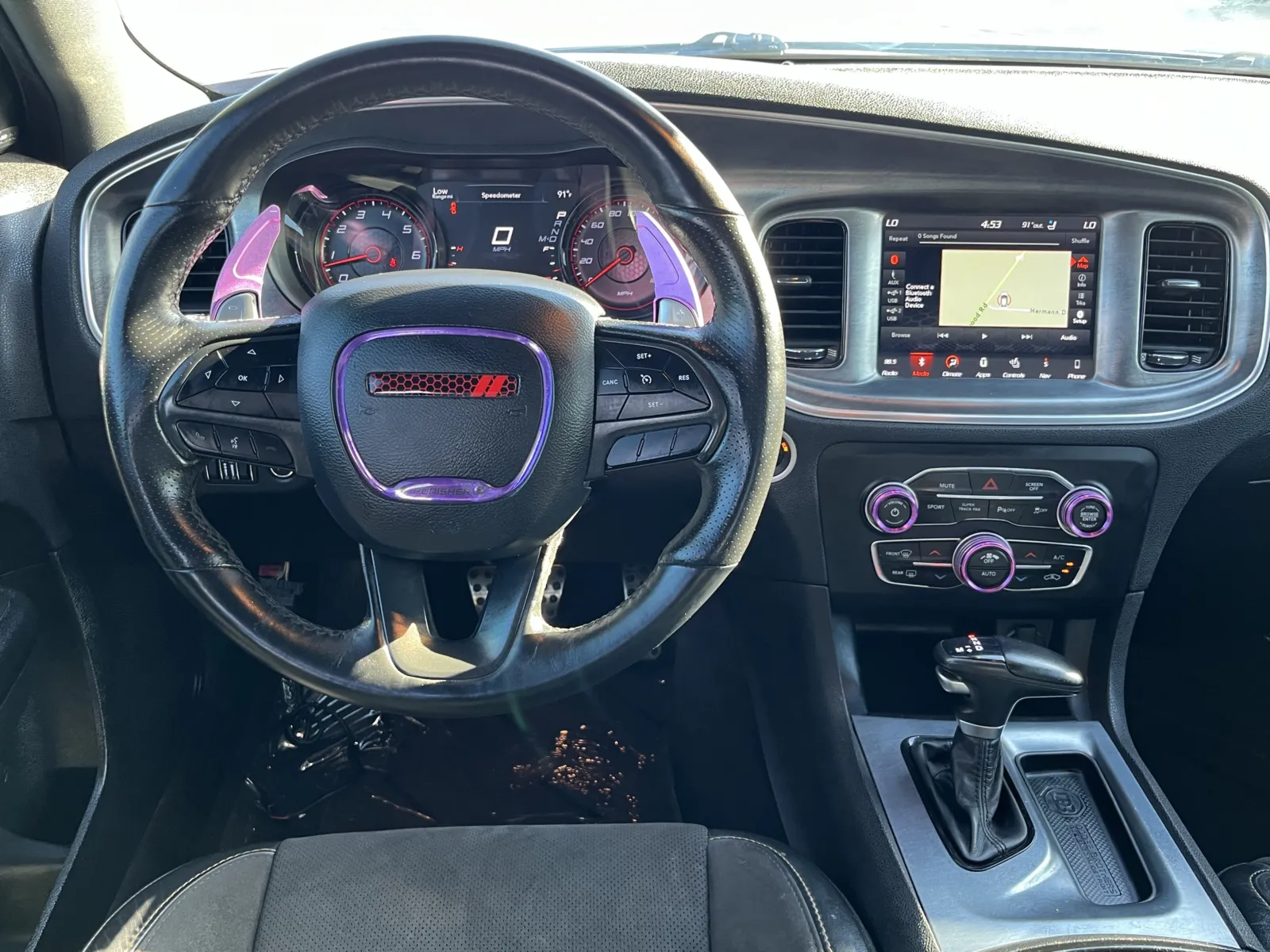 Dodge Charger photo 19