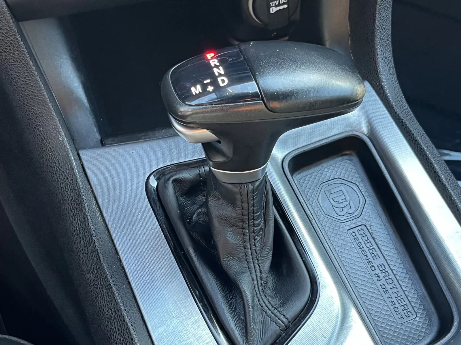 Dodge Charger photo 24