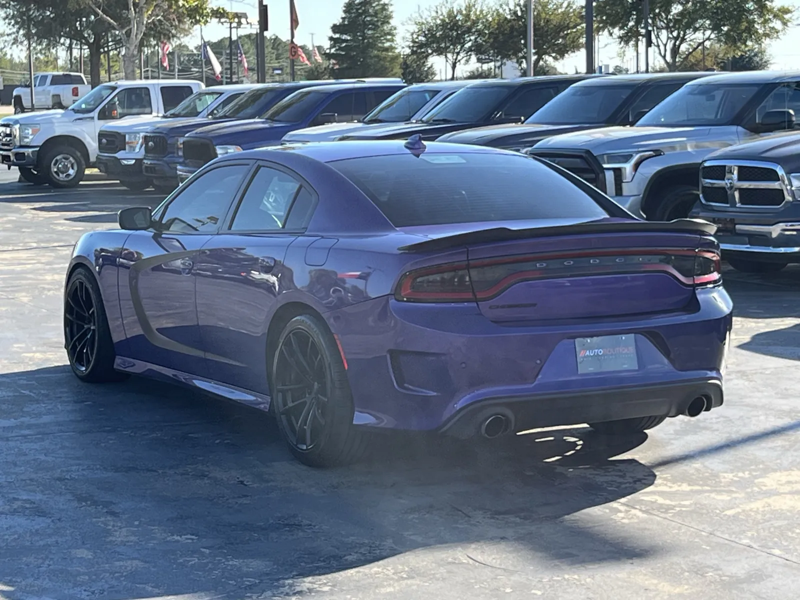 Dodge Charger photo 11