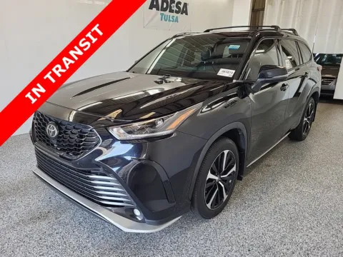 Black 2021 Toyota Highlander XSE for sale in Alvin, TX