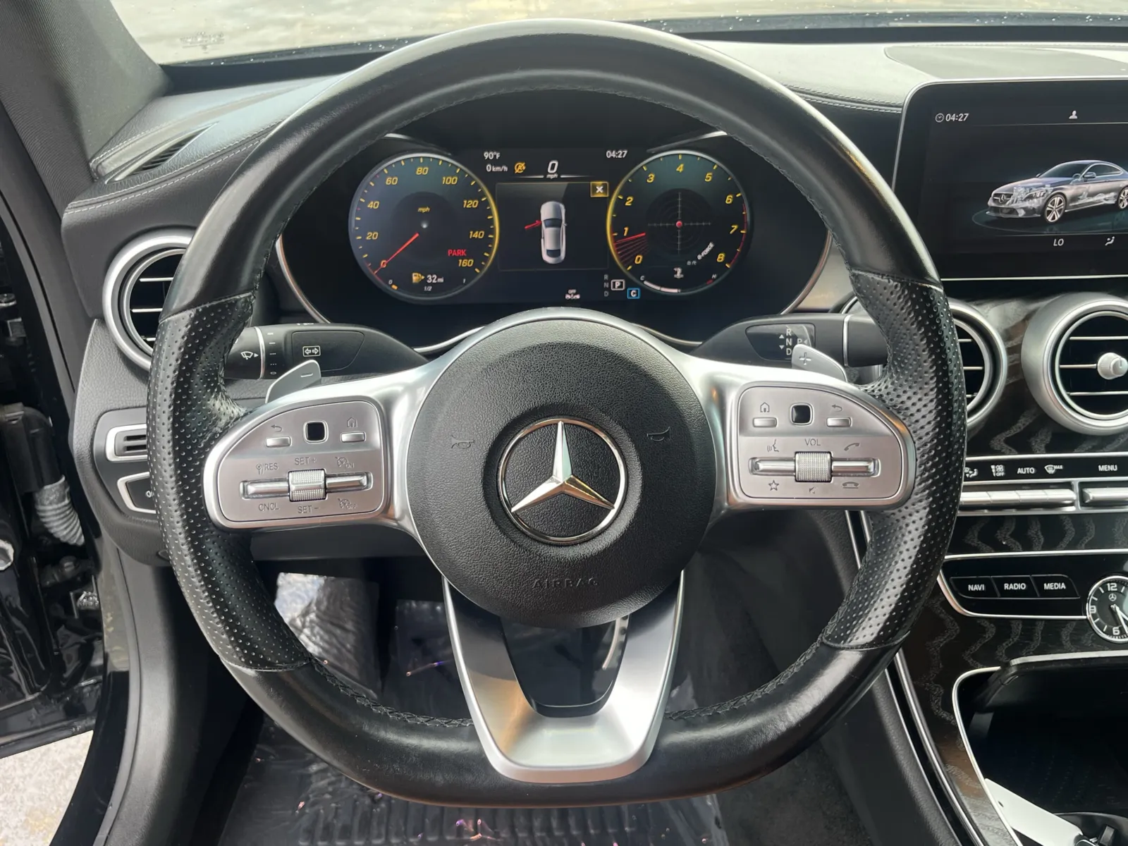 Mercedes-Benz C-Class photo 16