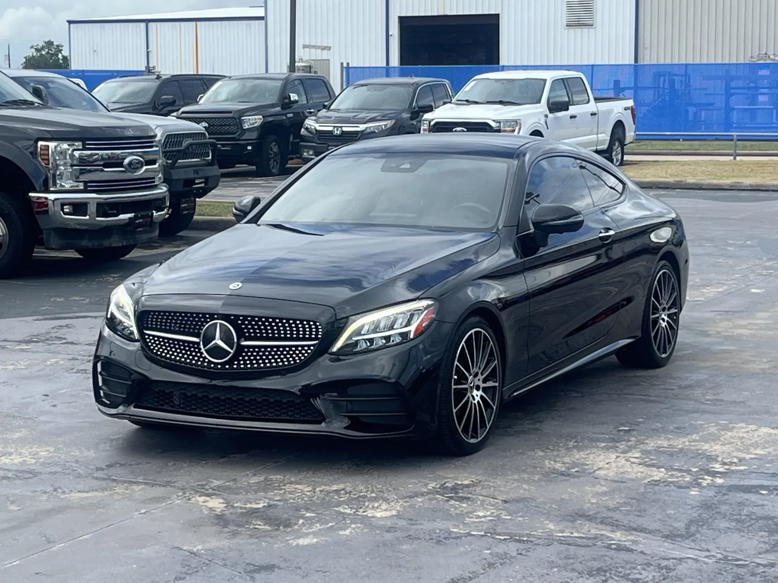 Mercedes-Benz C-Class photo 2