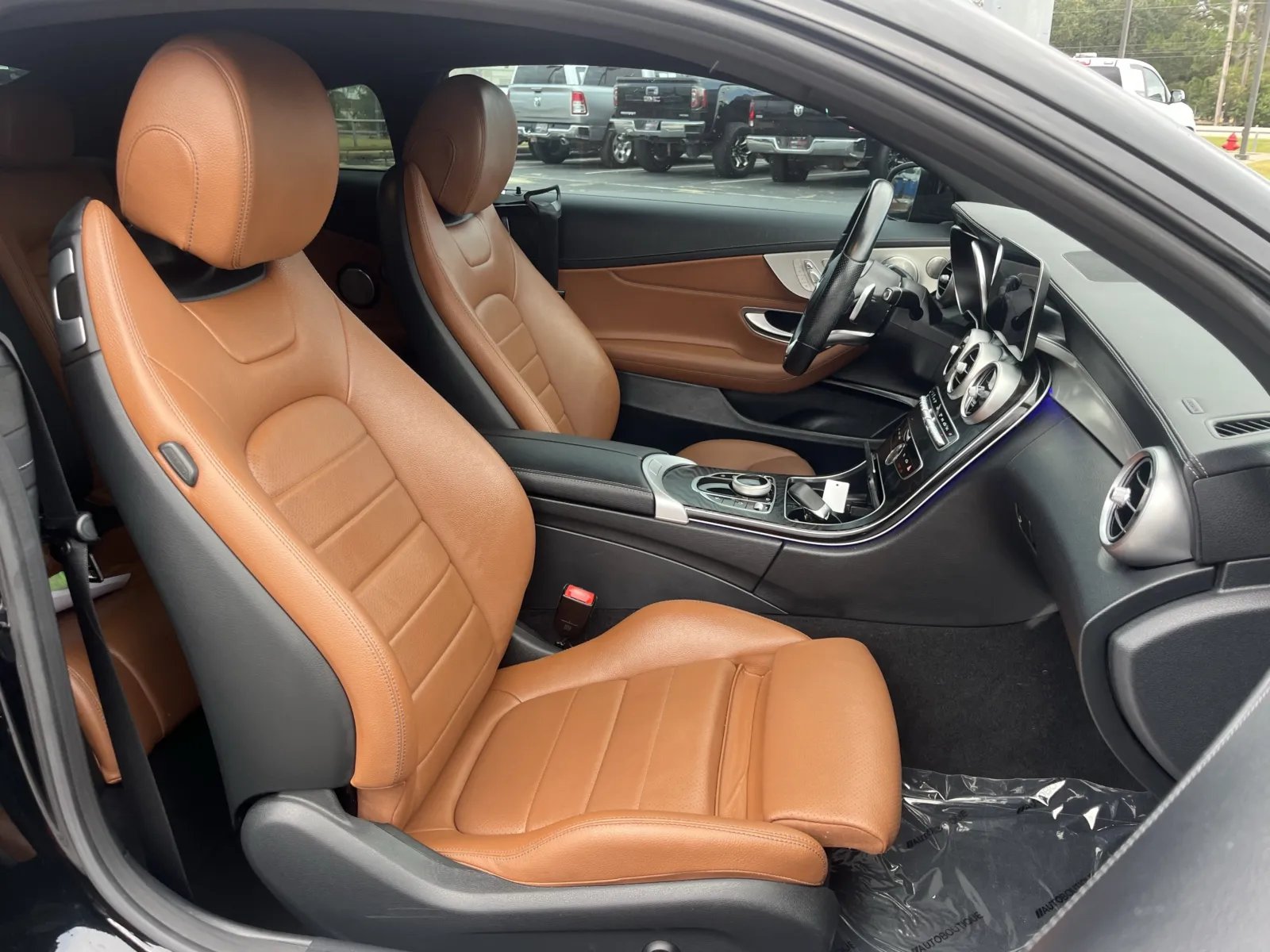 Mercedes-Benz C-Class photo 26
