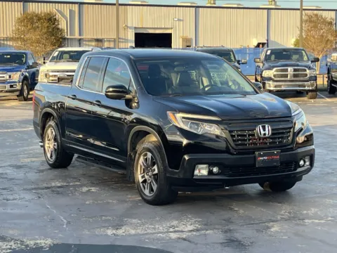 Another view of 2018 Honda Ridgeline RTL for sale in Alvin, TX at Auto Boutique Texas