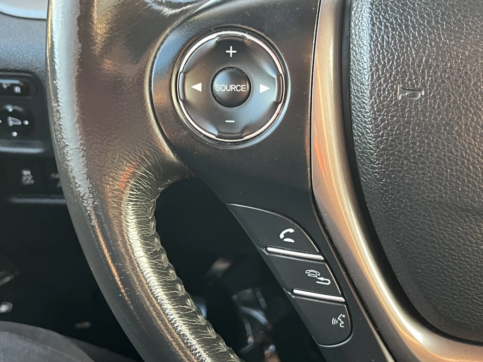 Honda Ridgeline photo 16