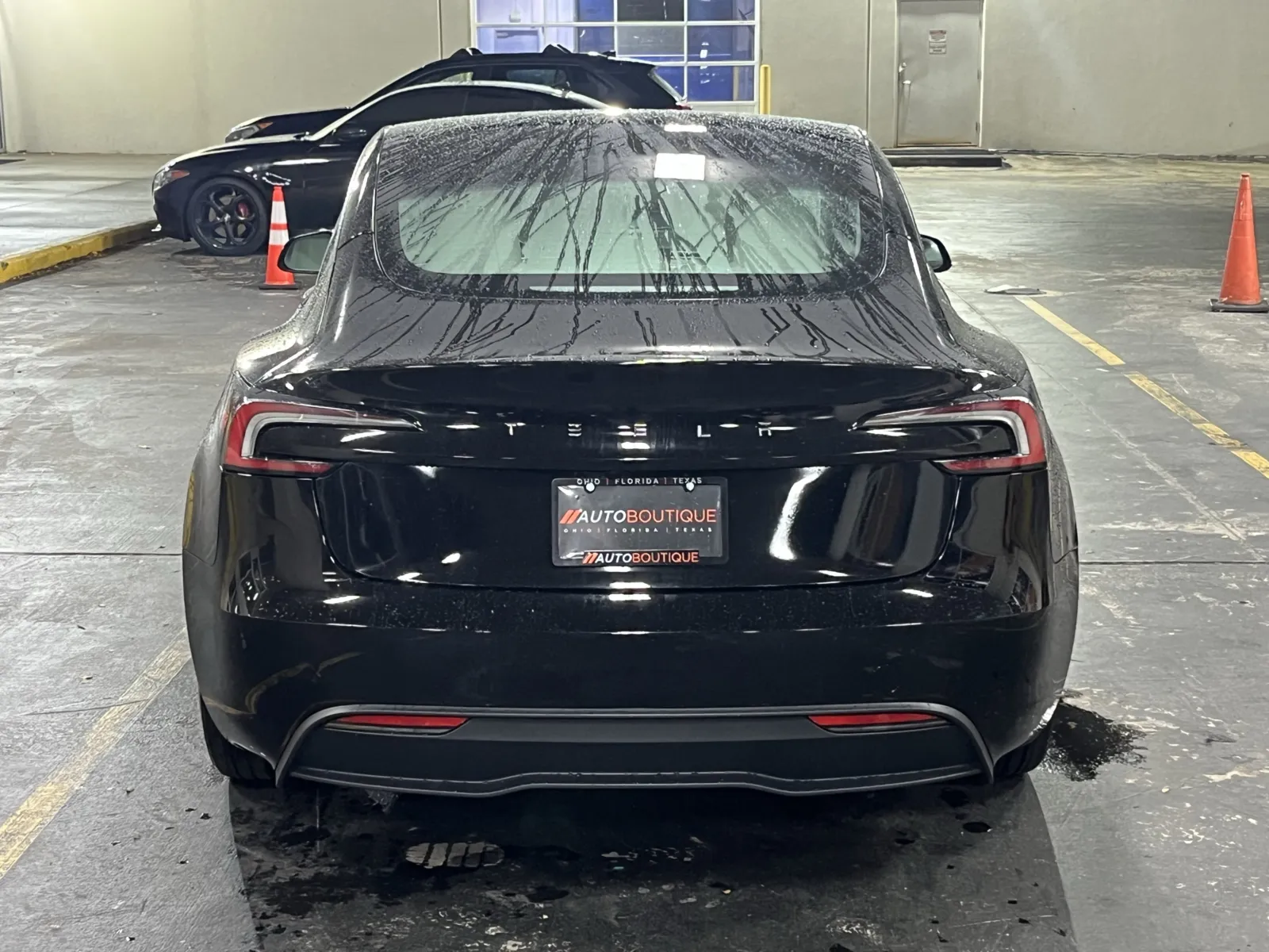 Tesla Model 3 photo 9