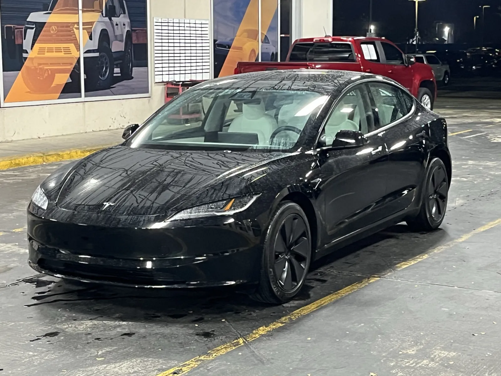 Tesla Model 3 photo 3