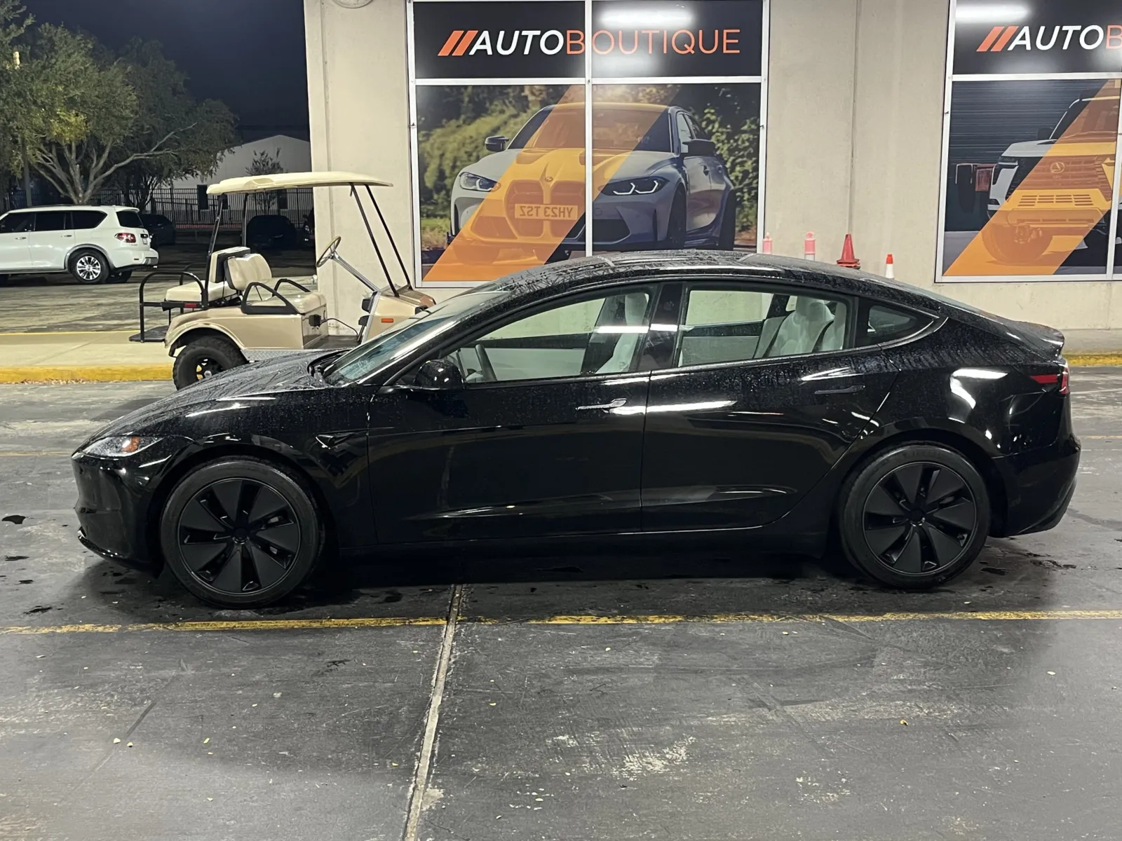 Tesla Model 3 photo 12