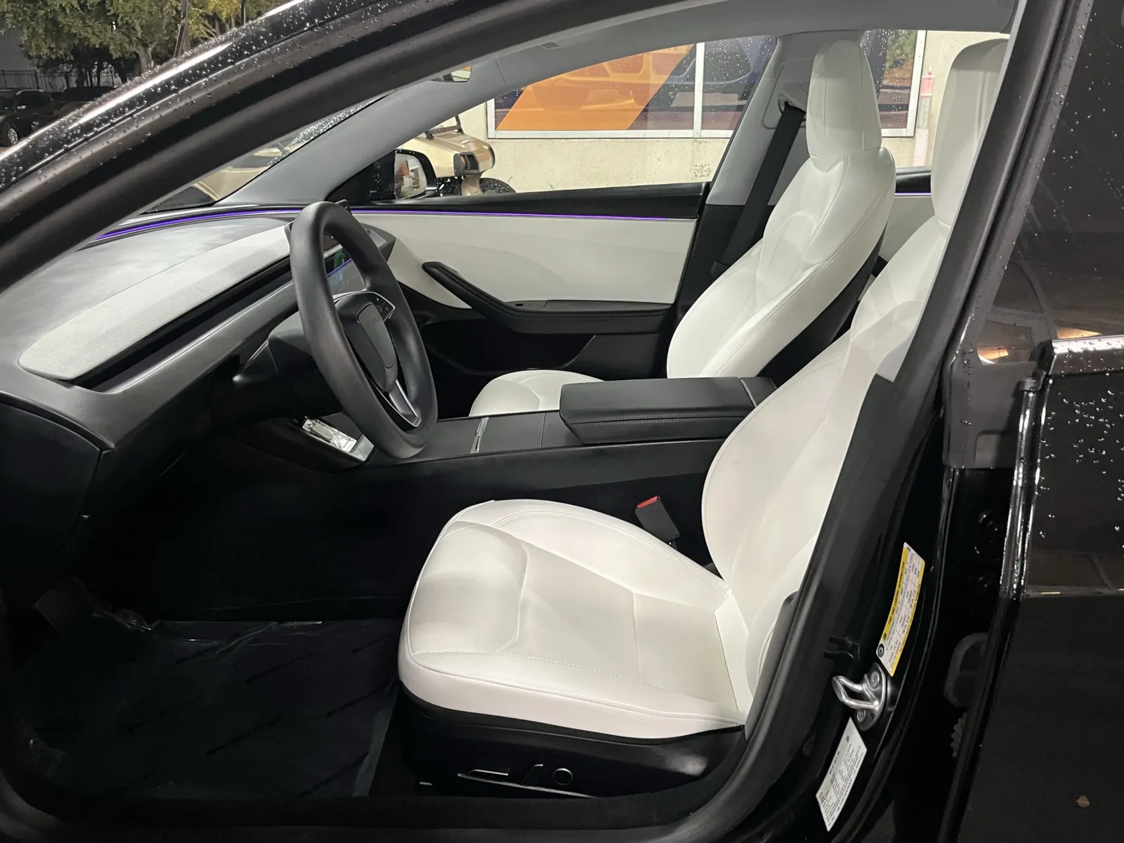 Tesla Model 3 photo 25