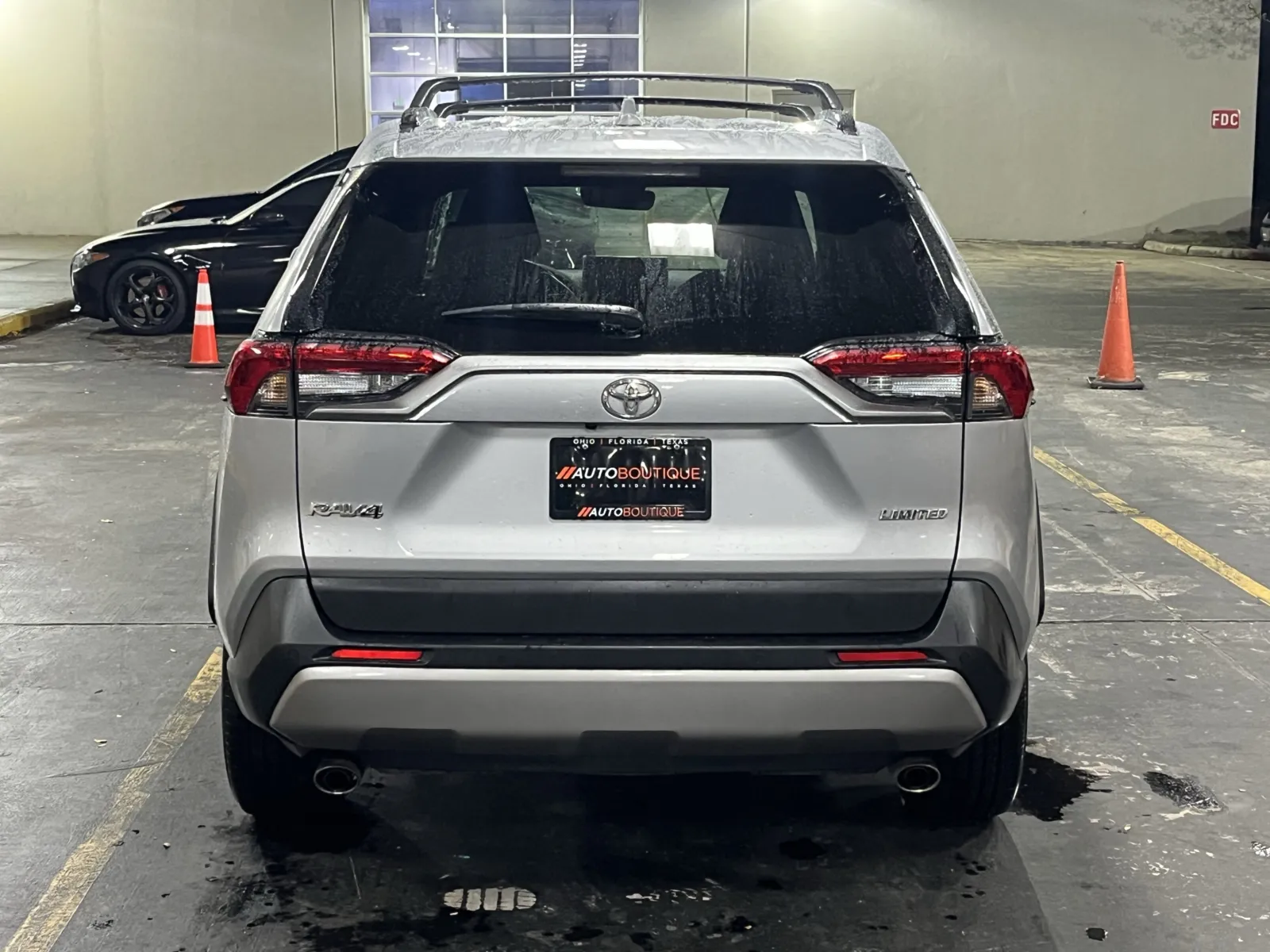 Toyota RAV4 photo 9