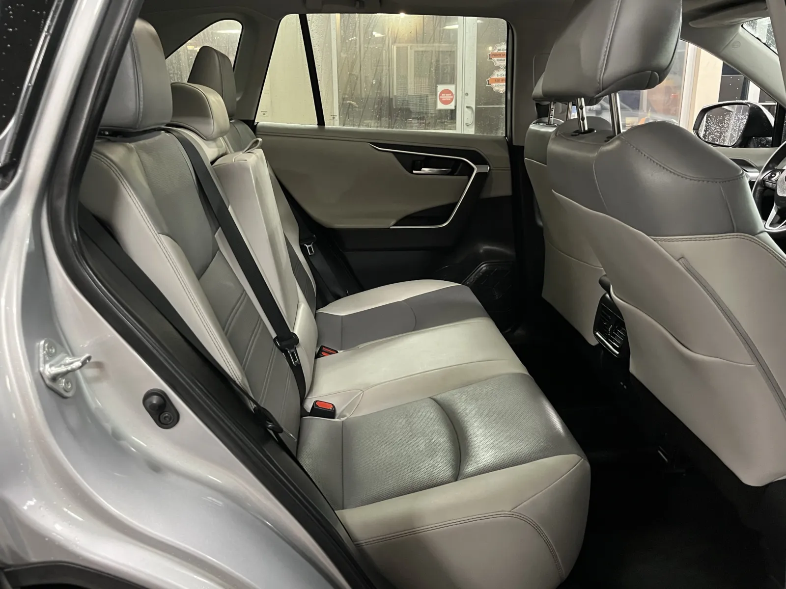 Toyota RAV4 photo 27