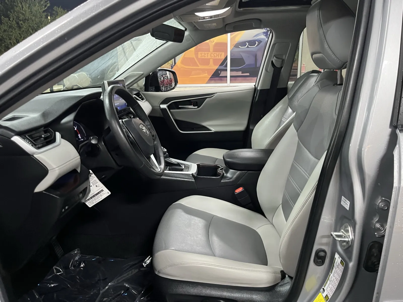 Toyota RAV4 photo 25