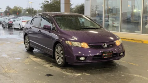 Photos of 2011 Honda Civic Sdn Si for sale in Alvin, TX at Auto Boutique Texas