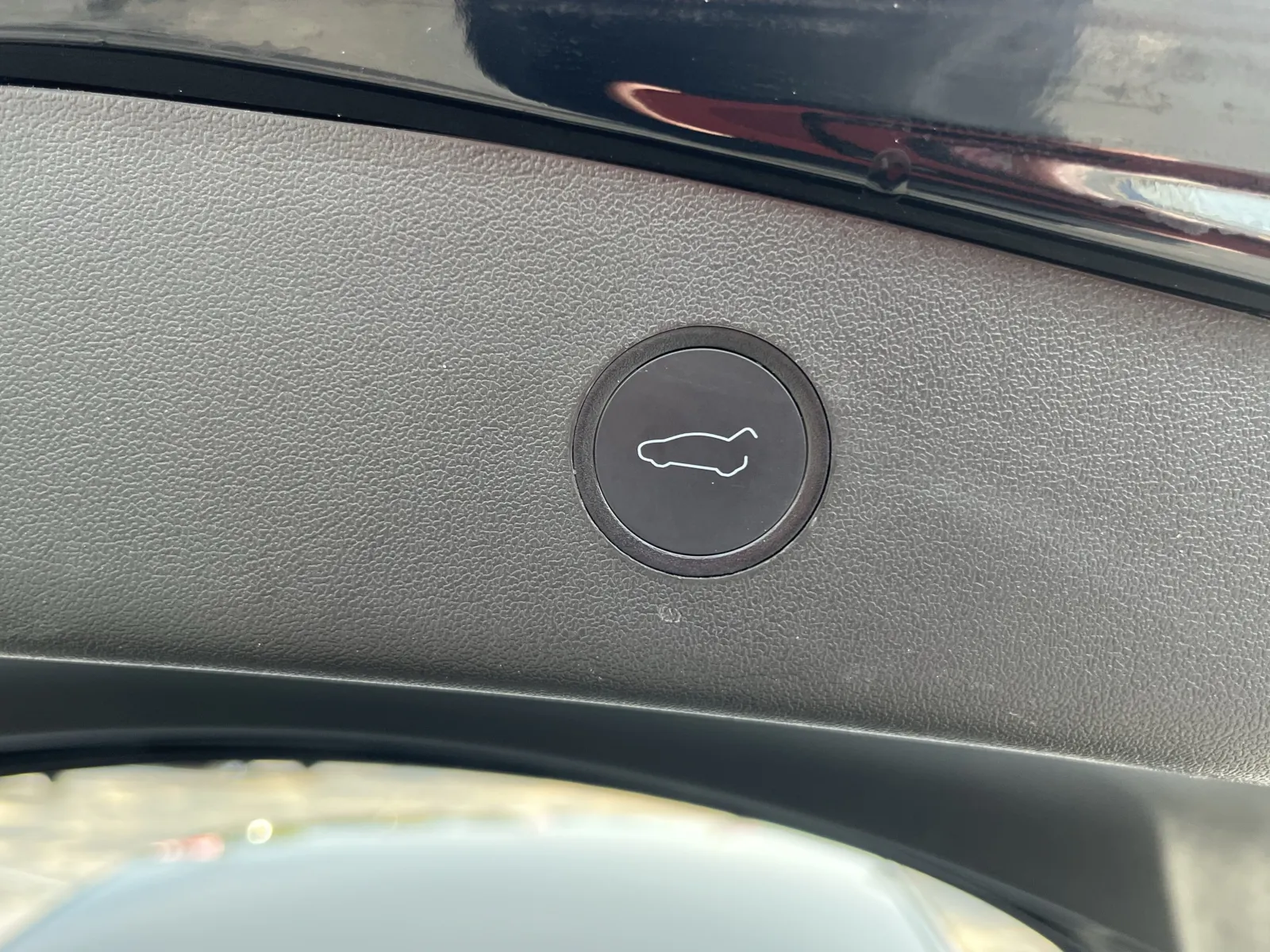 Tesla Model 3 photo 14