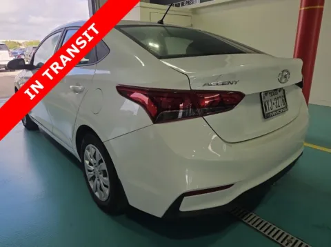 More photos of 2022 Hyundai Accent SE at Auto Boutique Texas, TX