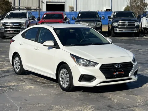 Another view of 2022 Hyundai Accent SE for sale in Alvin, TX at Auto Boutique Texas