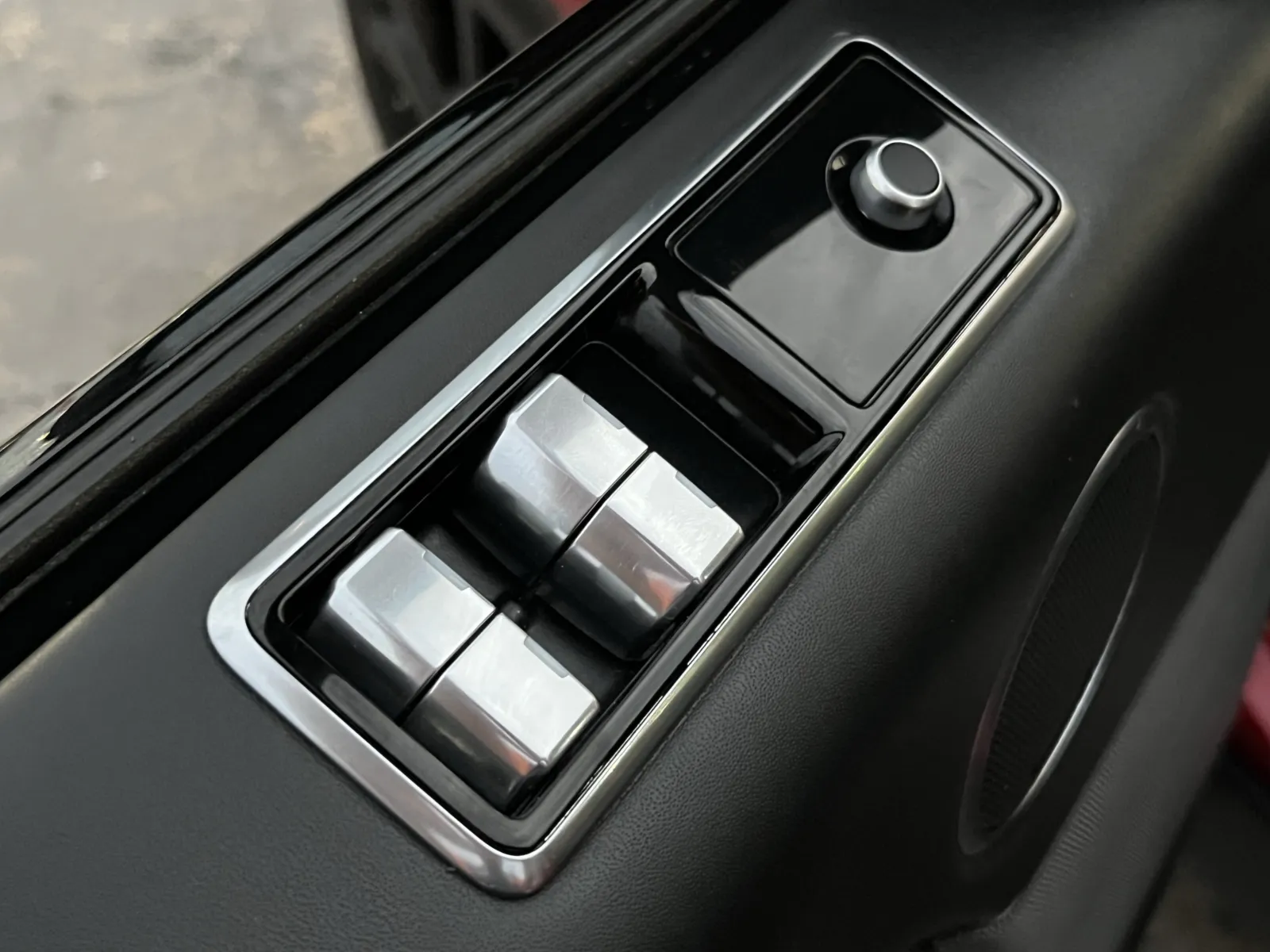 Land Rover Range Rover Sport photo 26