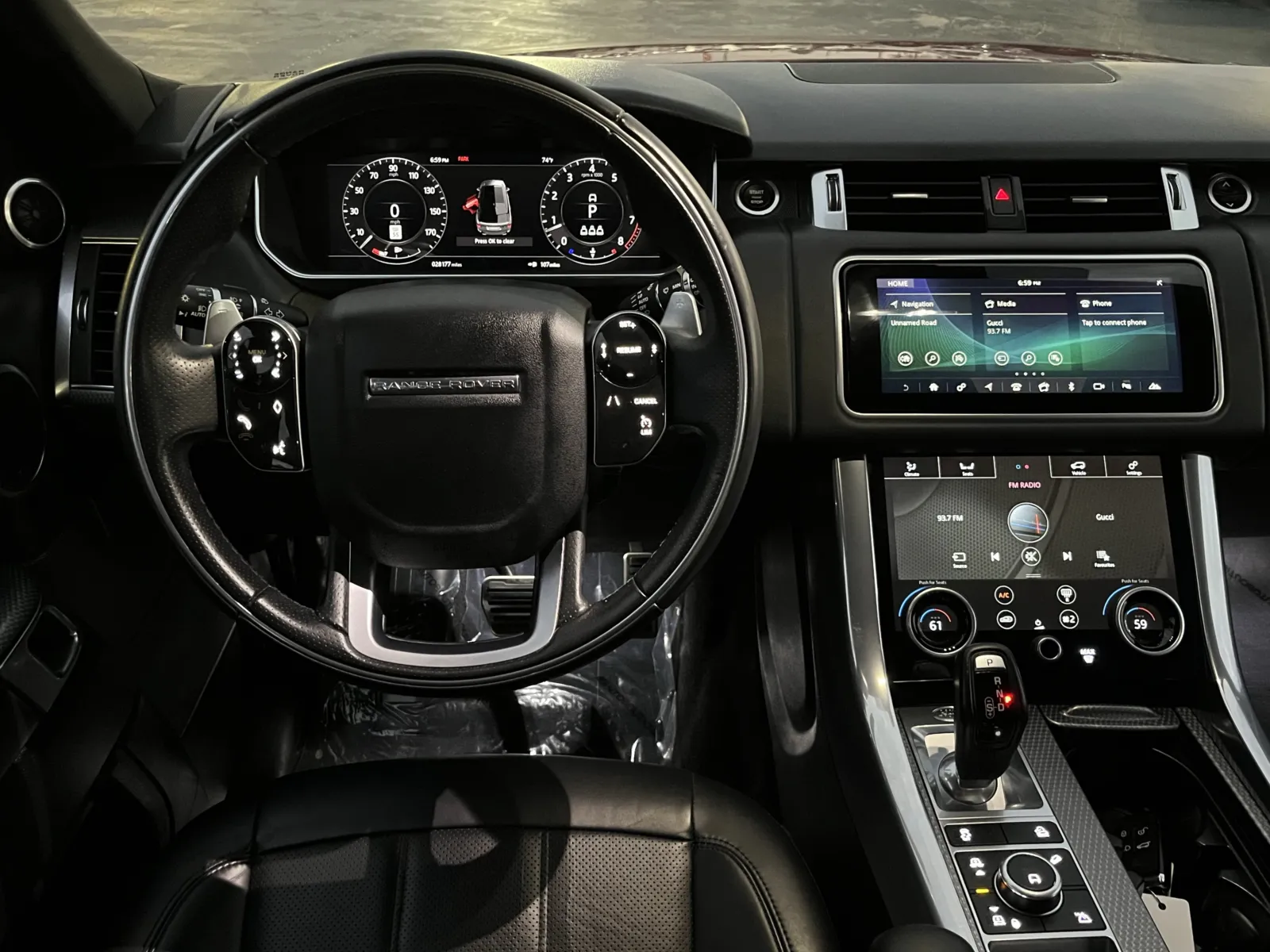 Land Rover Range Rover Sport photo 18