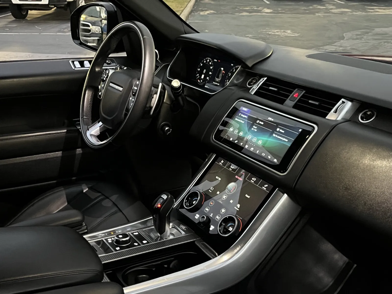 Land Rover Range Rover Sport photo 17