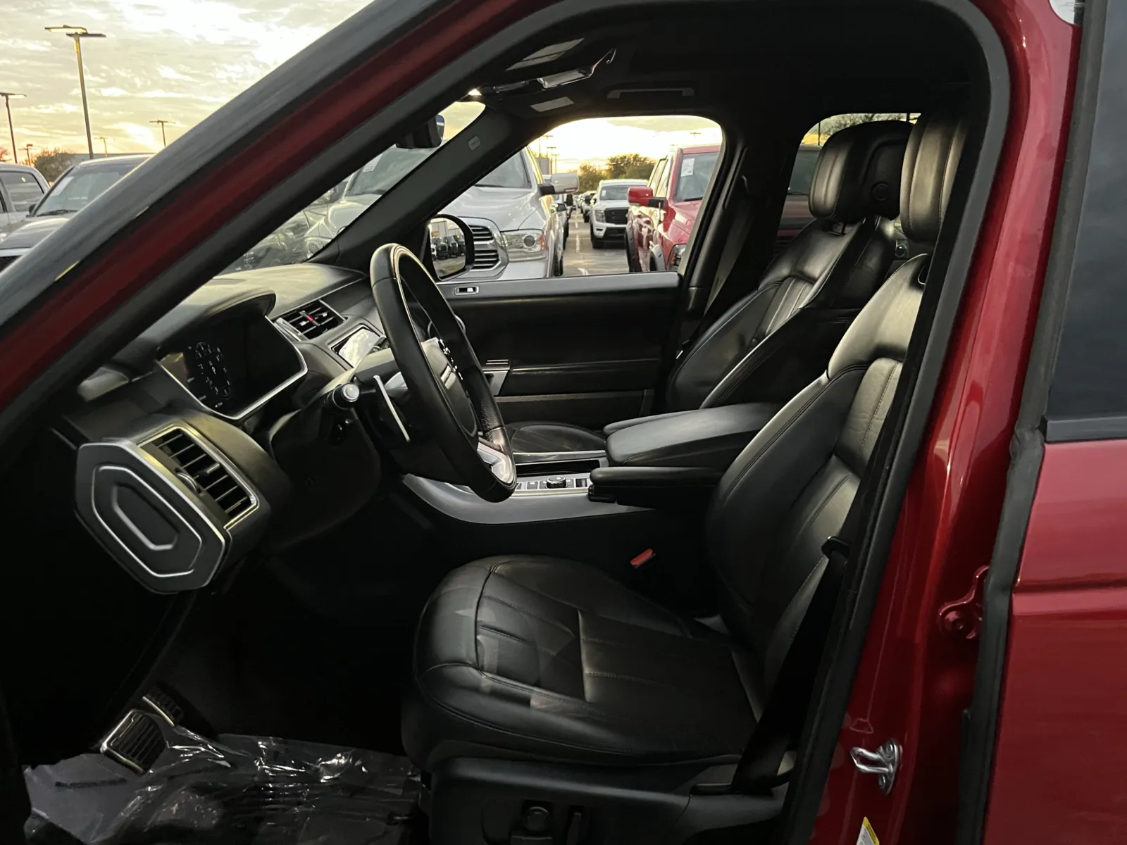 Land Rover Range Rover Sport photo 28