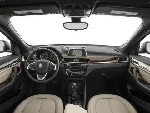 White 2018 BMW X1 sDrive28i for sale in Alvin, TX