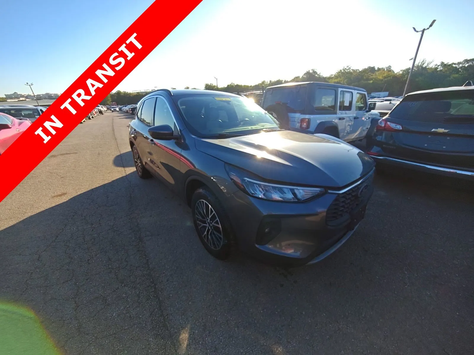 Ford Escape photo 3