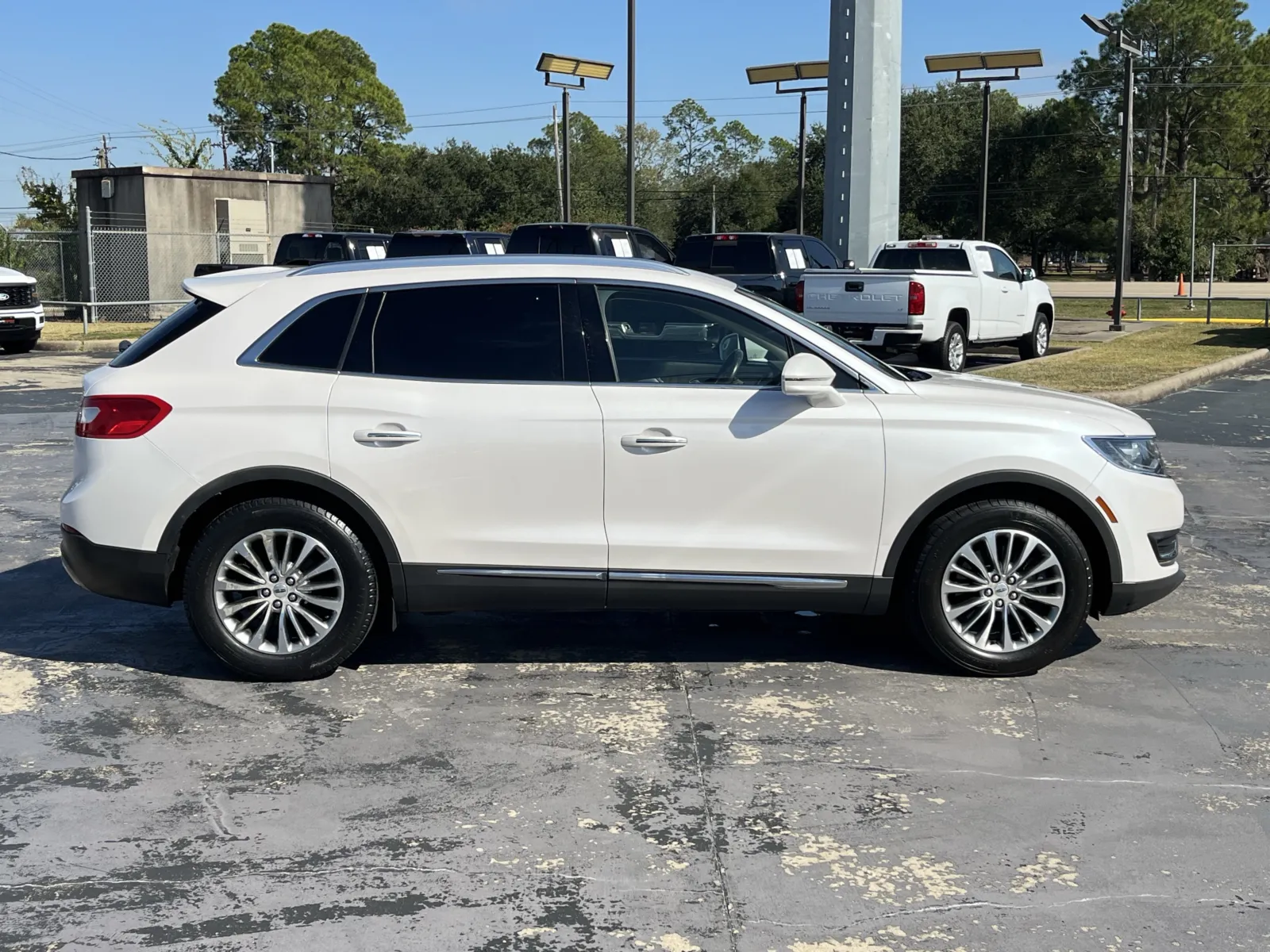 Lincoln MKX photo 10