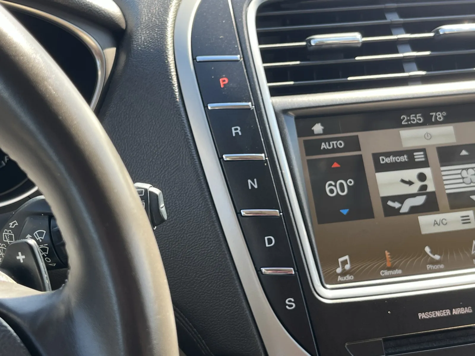 Lincoln MKX photo 22