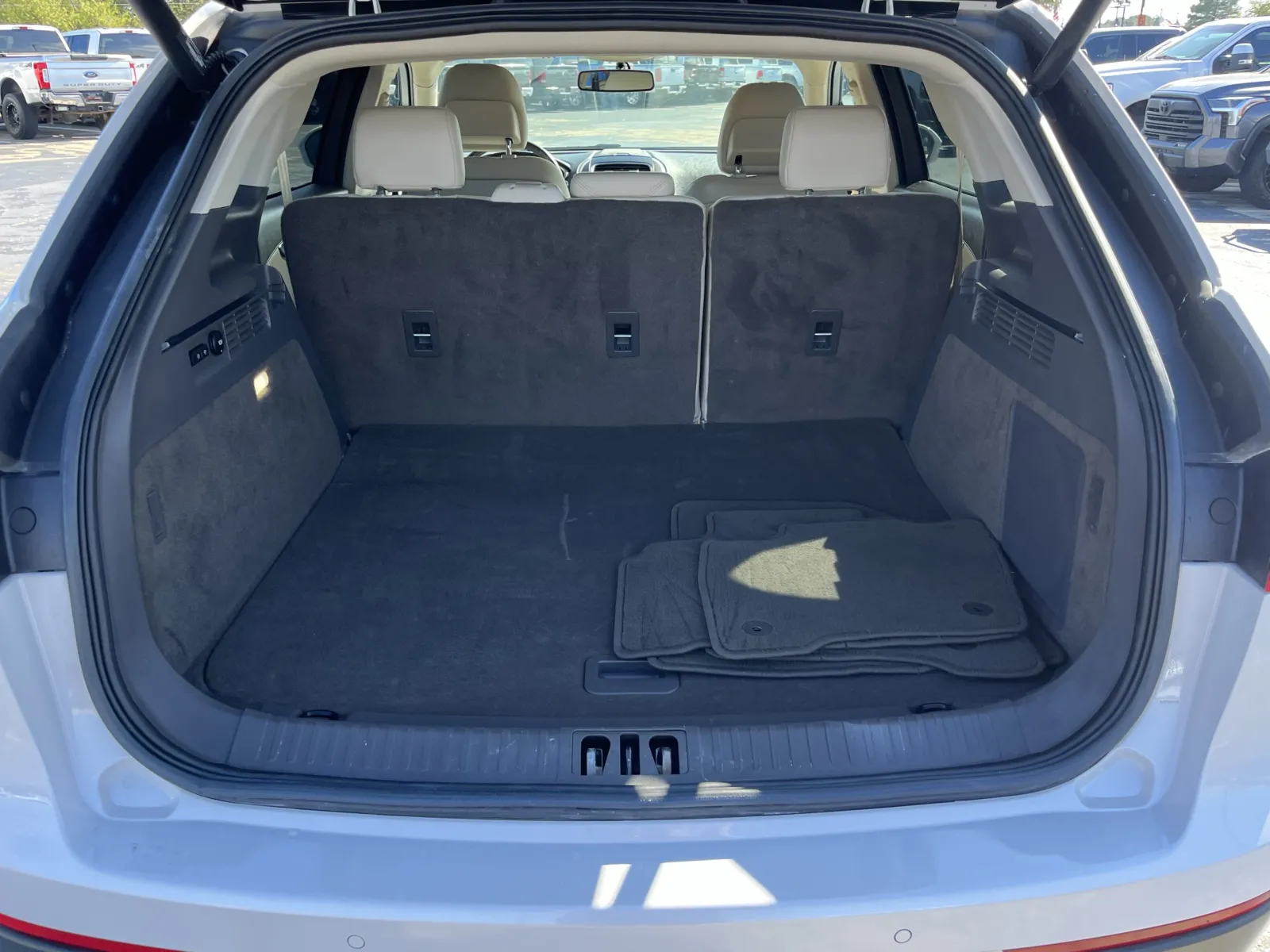 Lincoln MKX photo 12