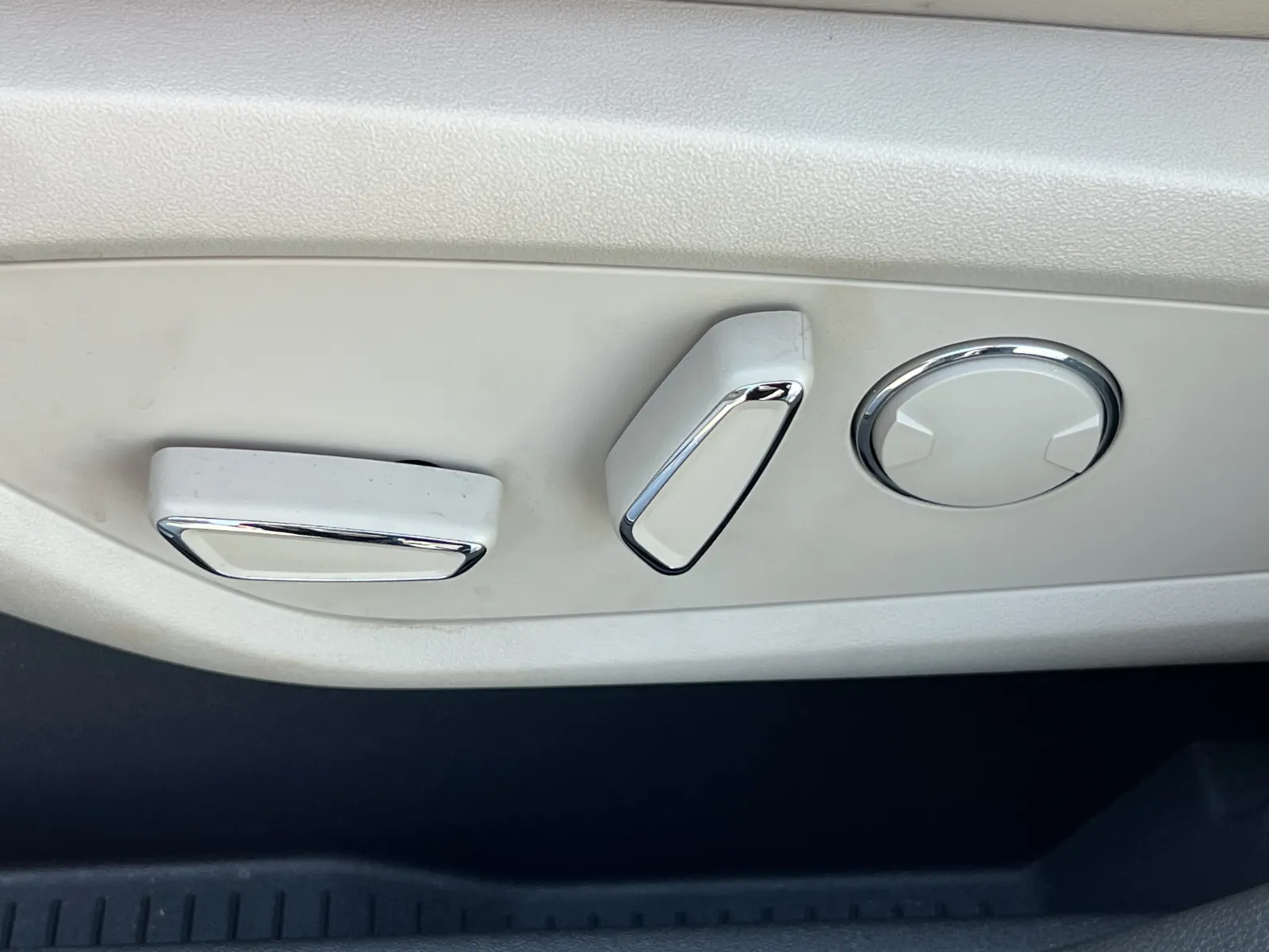Lincoln MKX photo 26