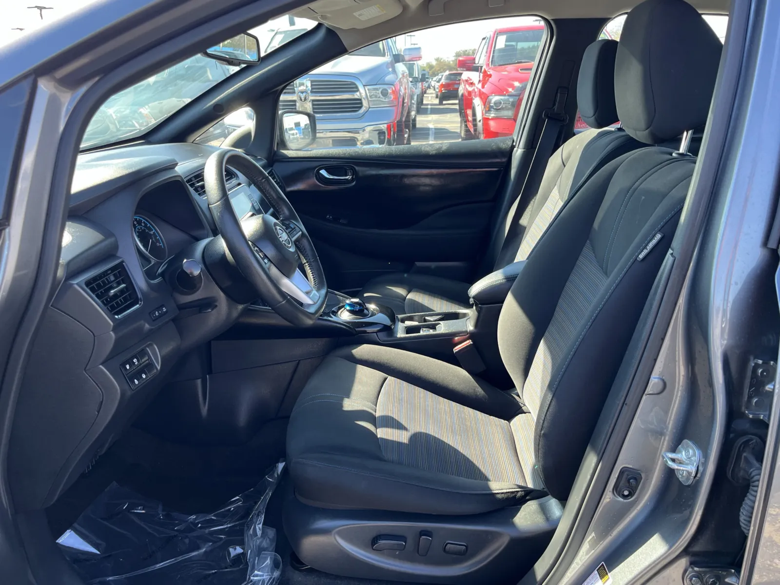 Nissan Leaf photo 24