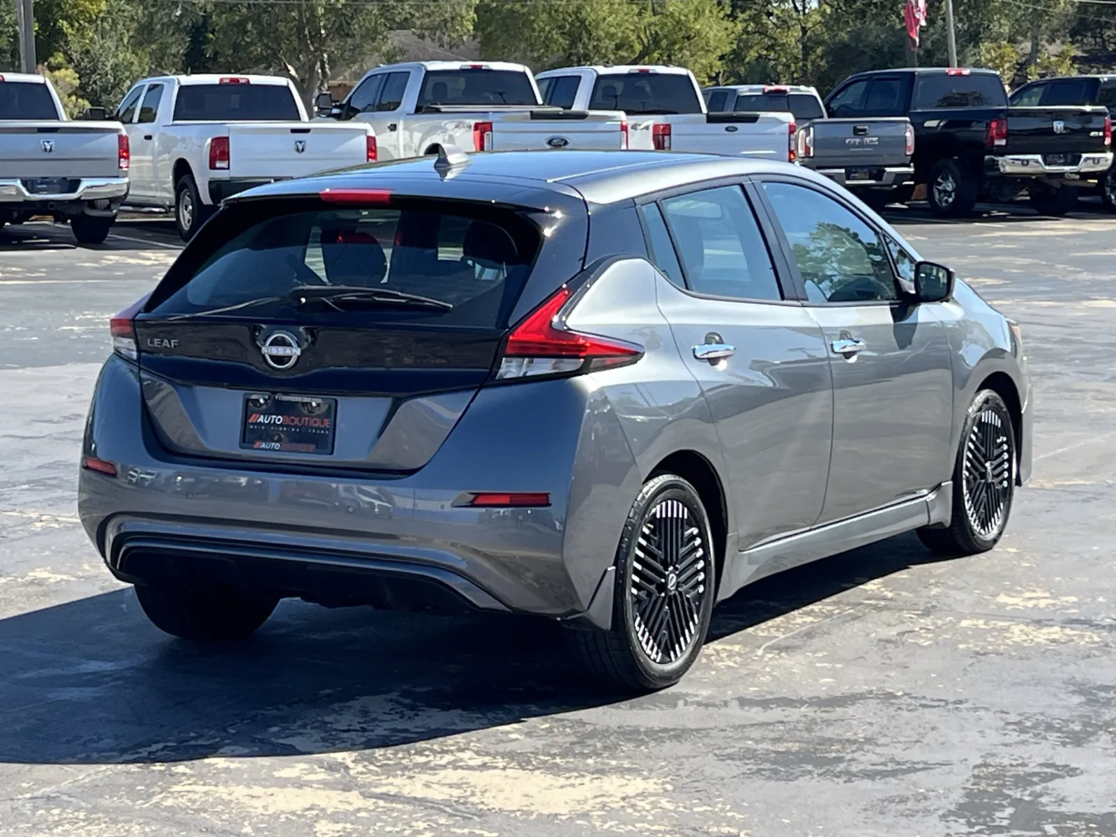 Nissan Leaf photo 8