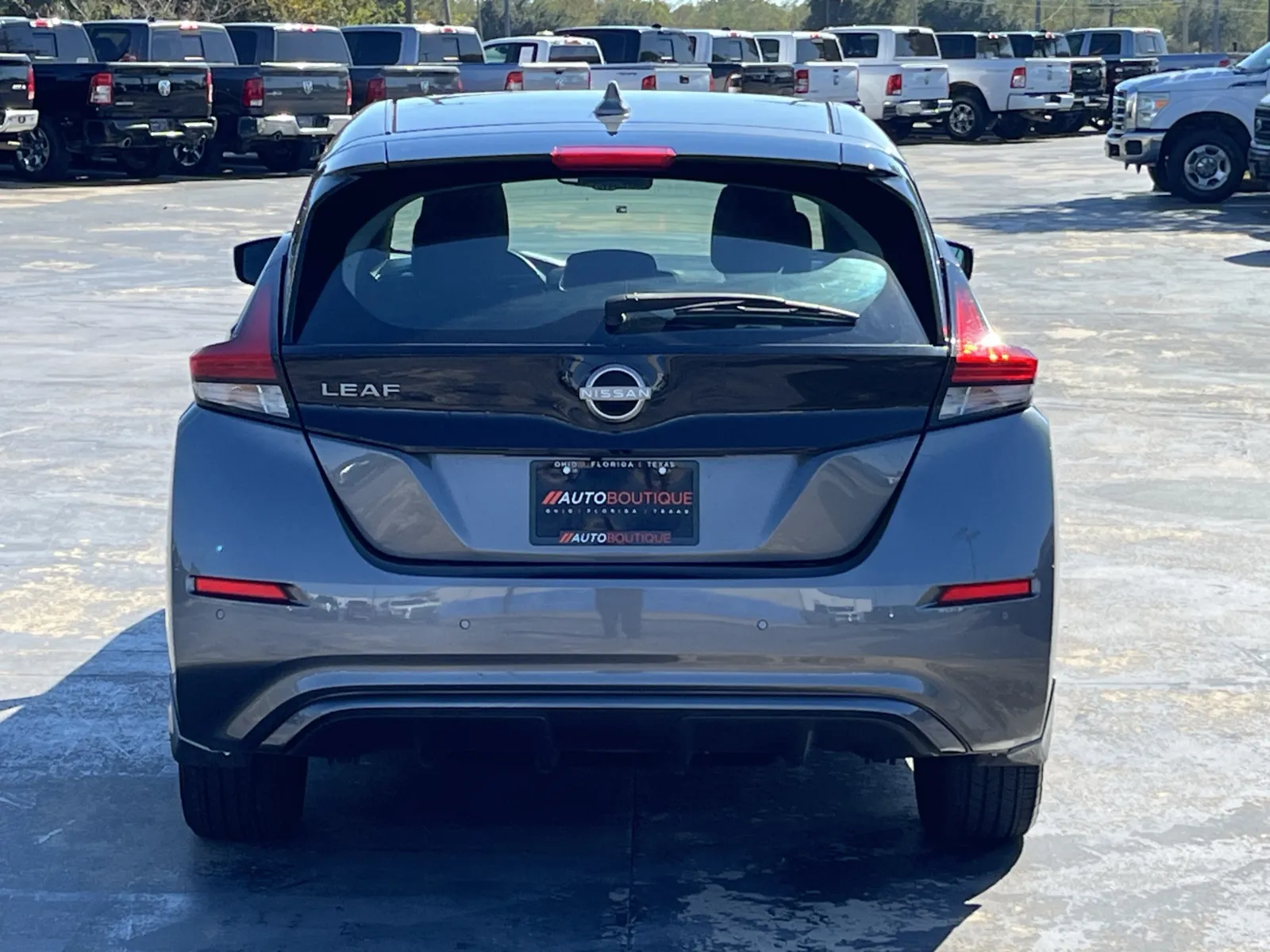Nissan Leaf photo 7