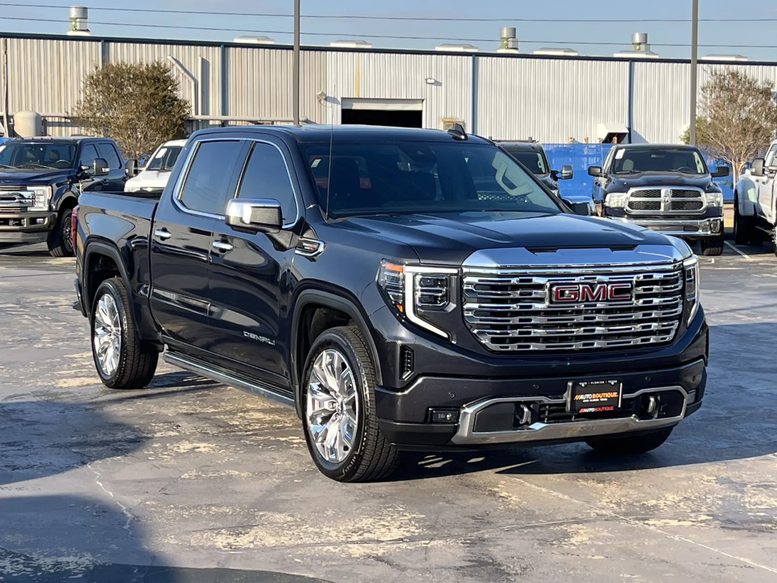 GMC Sierra photo 3