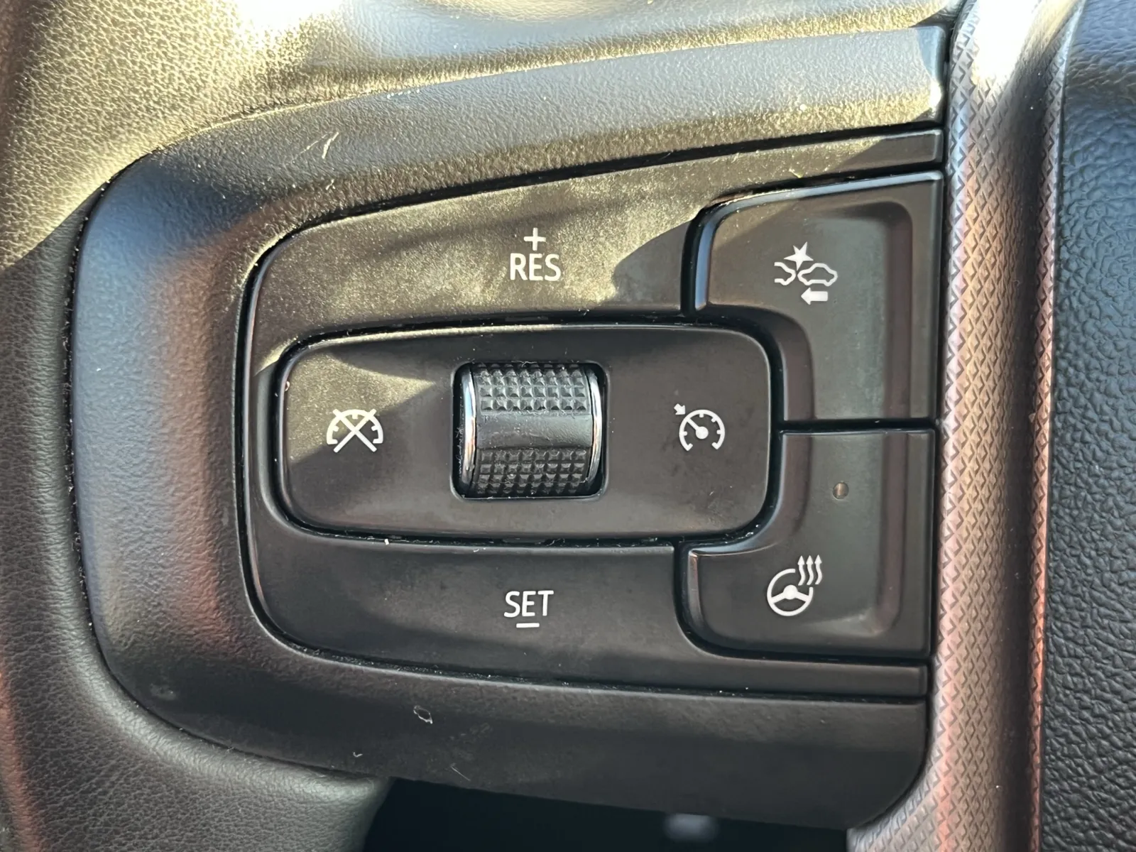 GMC Sierra photo 17