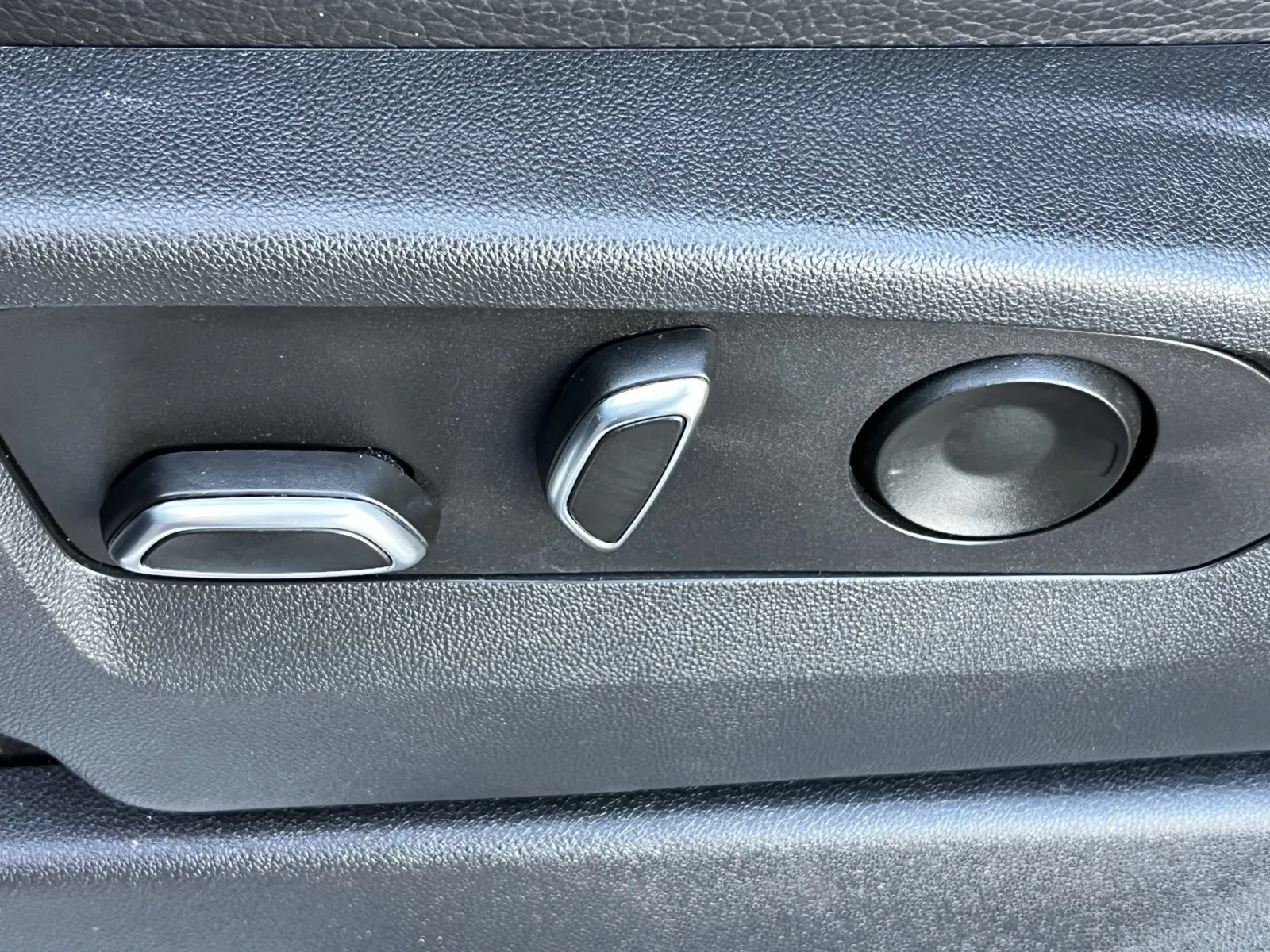 GMC Sierra photo 24