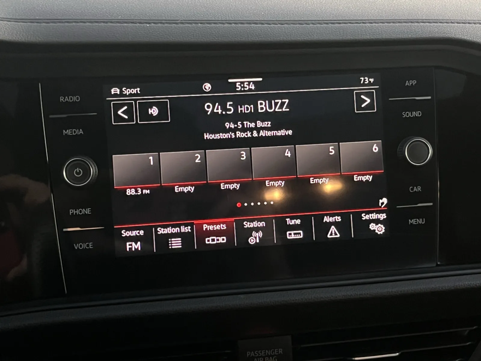 Volkswagen Jetta GLI photo 6
