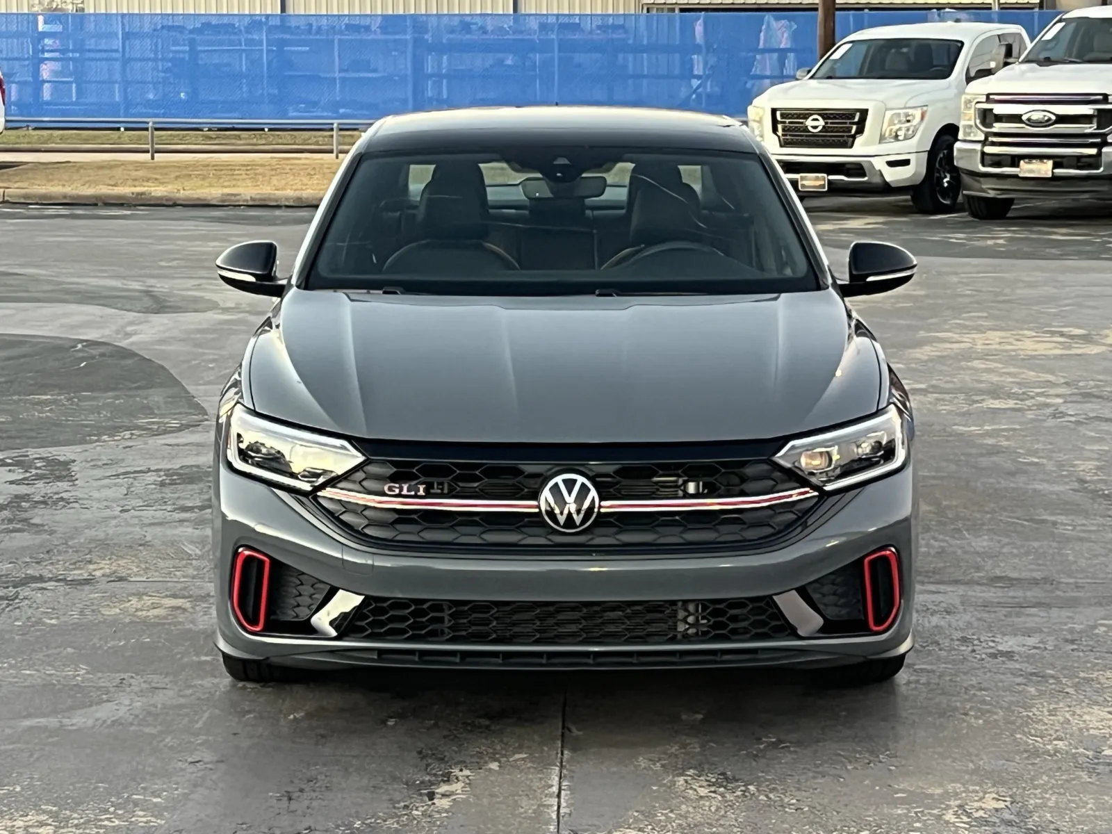 Volkswagen Jetta GLI photo 4