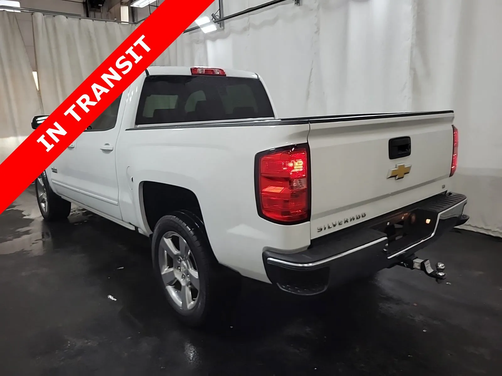Chevrolet Silverado photo 4