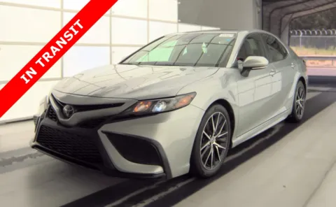 Silver 2024 Toyota Camry SE for sale in Alvin, TX