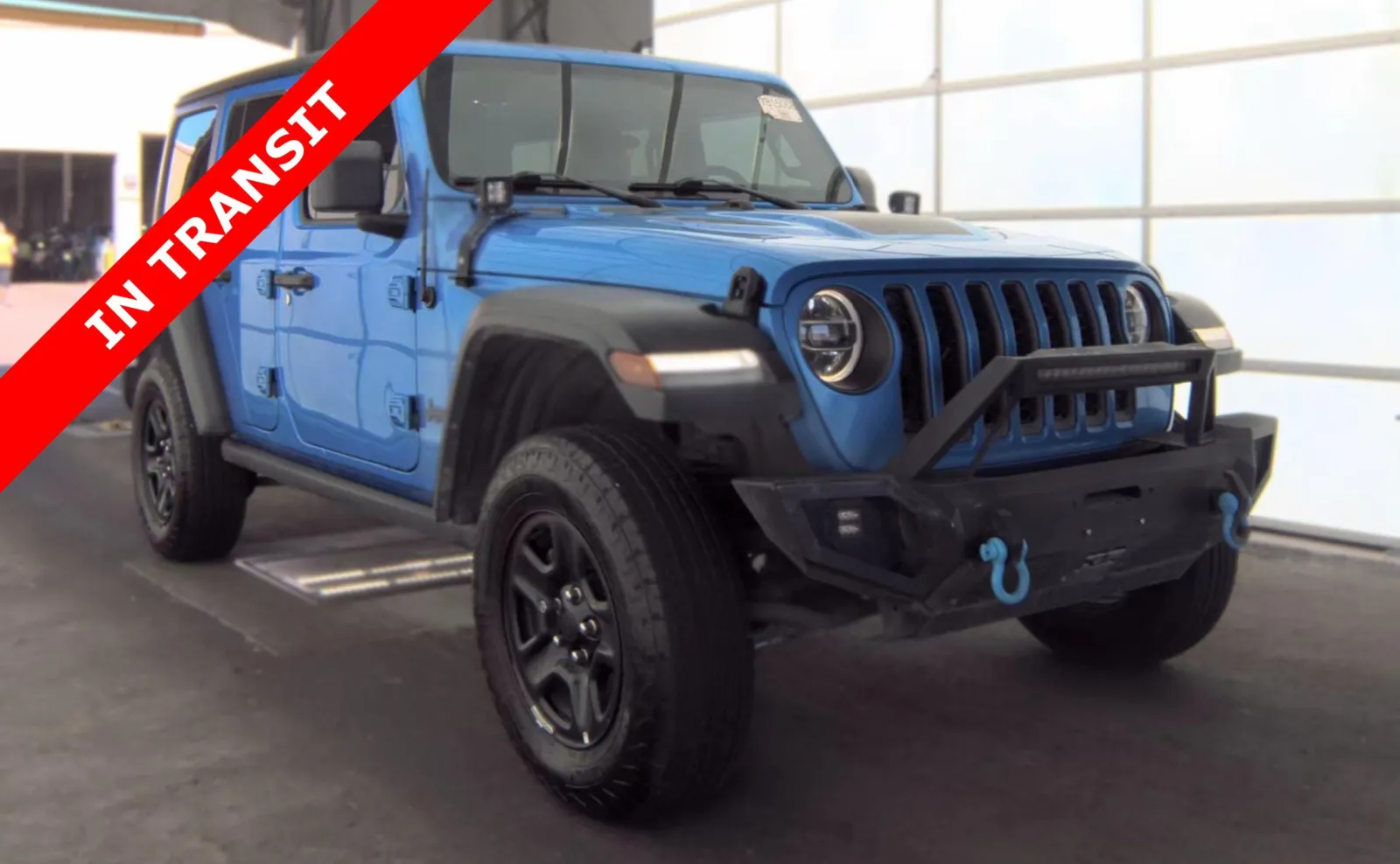 Jeep Wrangler photo 3