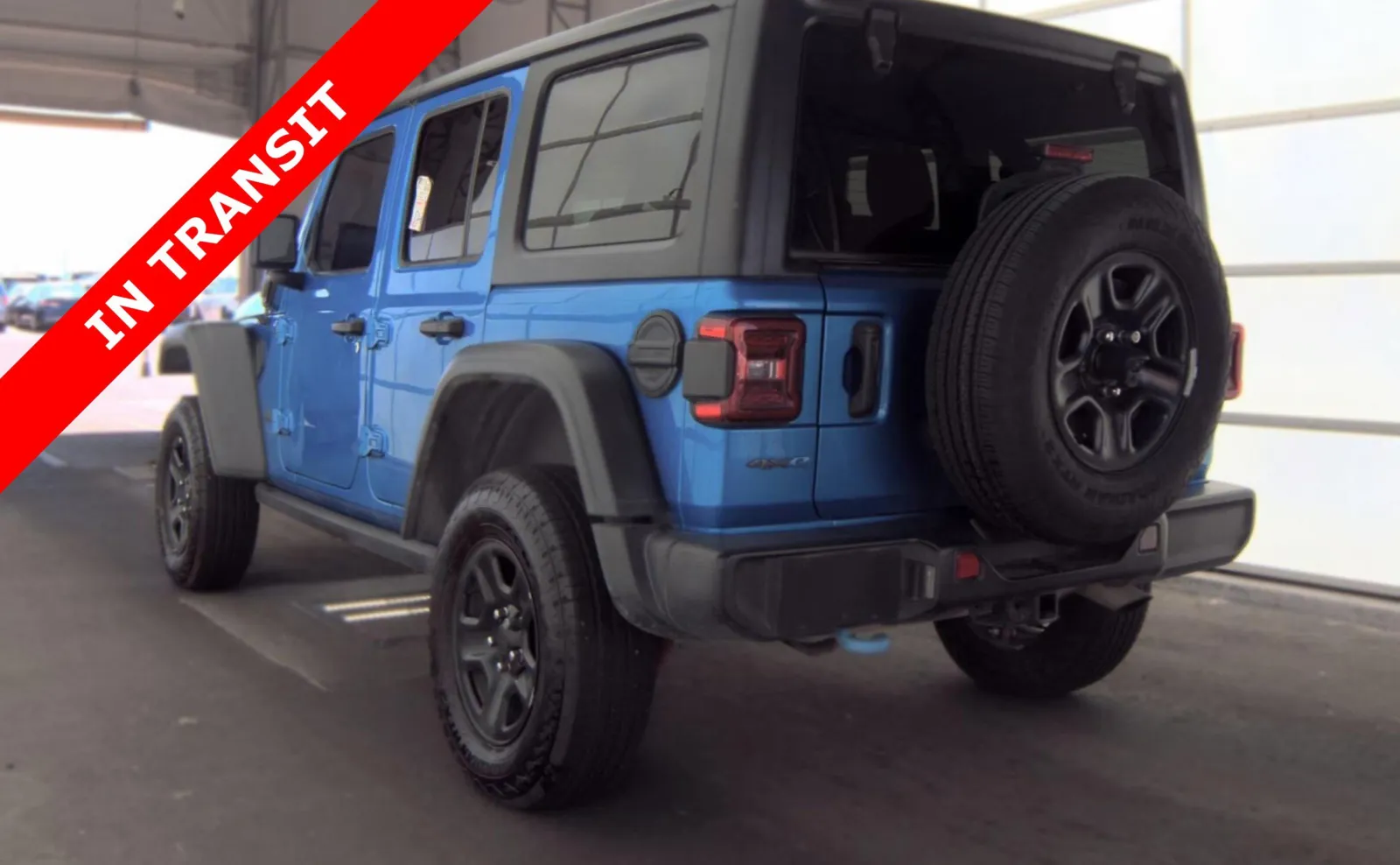 Jeep Wrangler photo 5